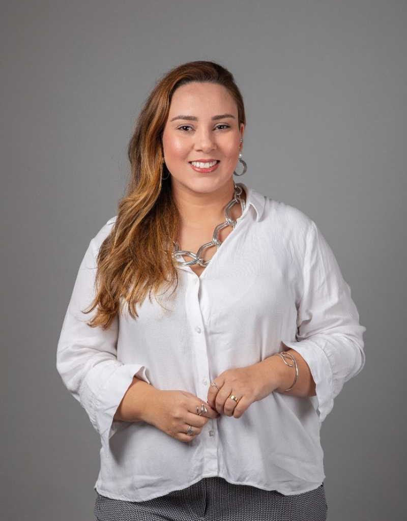 Amanda Beetriz - Anuário de Arquitetura